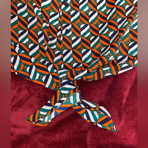 Top - Picture 4 of 6